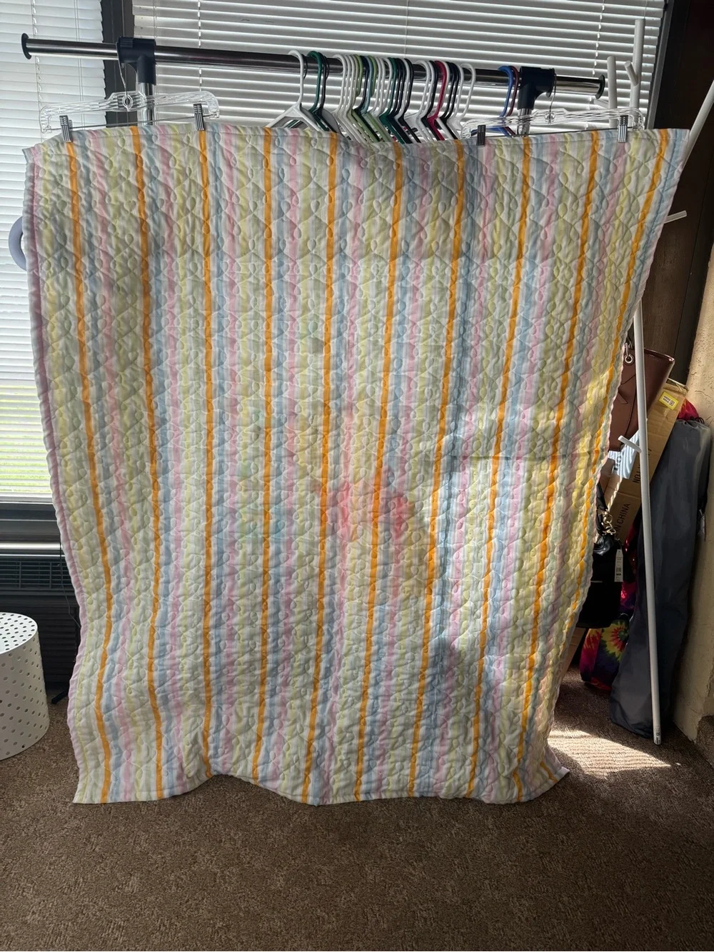 Winnie the Pooh honey pot and bees quilted blanket comforter 52” X 62”